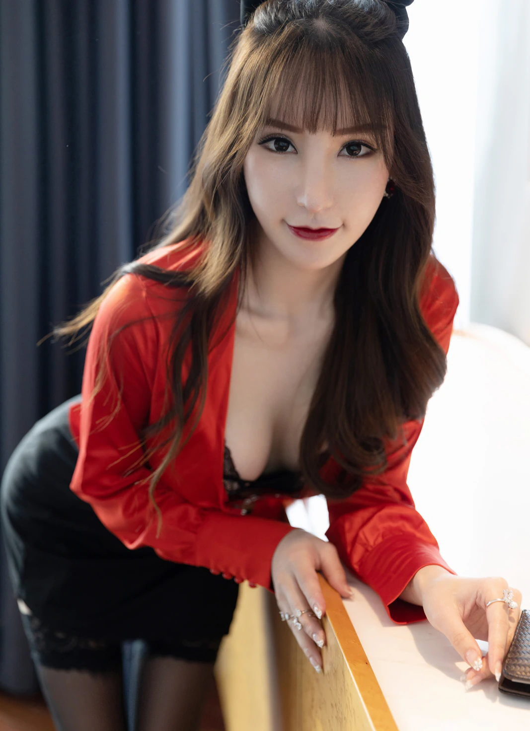 [YouMi尤蜜荟]-第467期魅惑黑丝吊袜周于希Sandy写真
